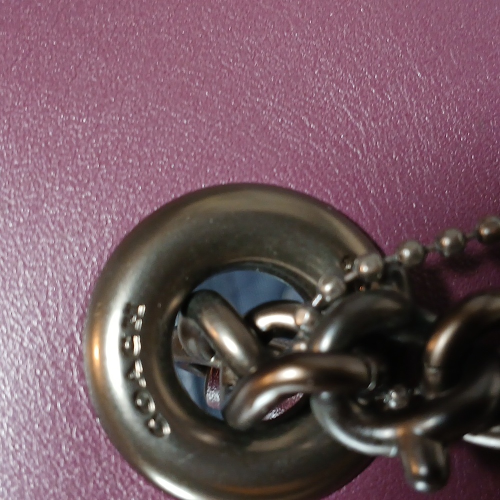 Coach Signature Chain Central Boysenberry/ Dark purple  Tote - Picture 9 of 9